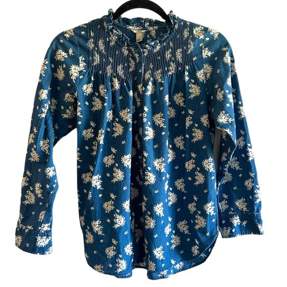J Crew Blue White Floral Cotton Blouse Top Shirt Smocking Size 0 - Picture 1 of 5